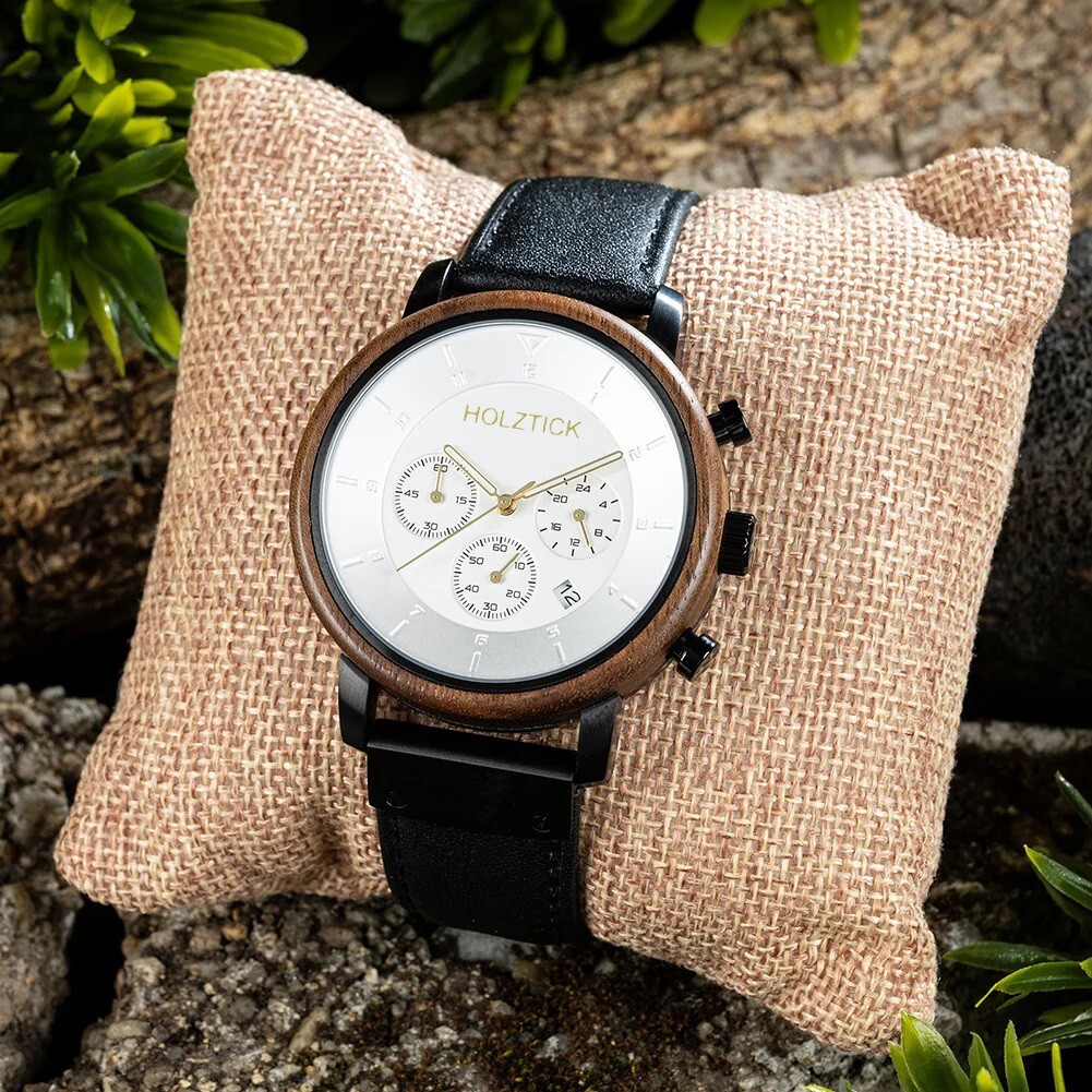 Armbanduhr von Holztick Bavaria Moderne Uhr aus Ebenholz und Echtleder  Armband