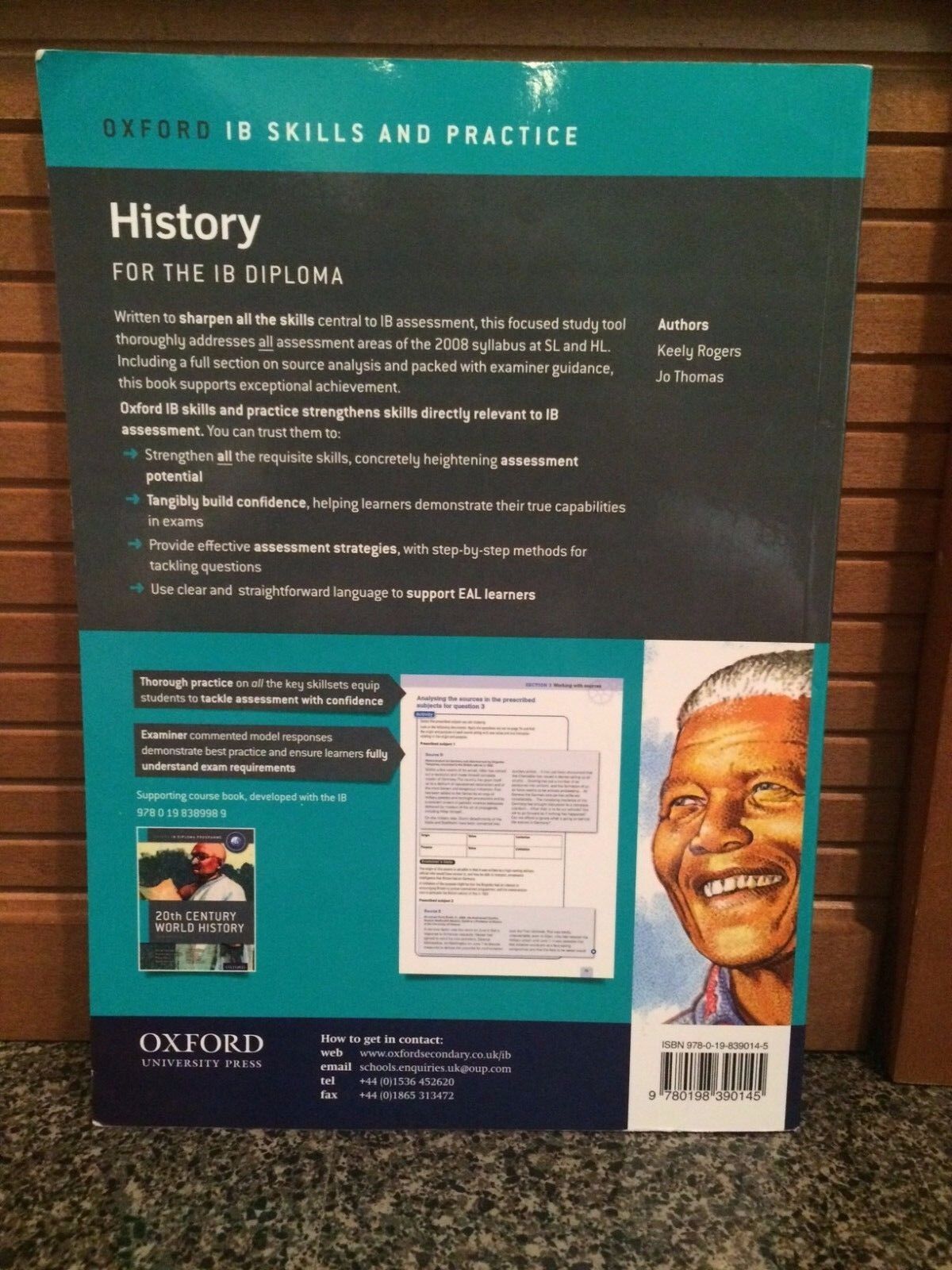 Foto 2 di 2