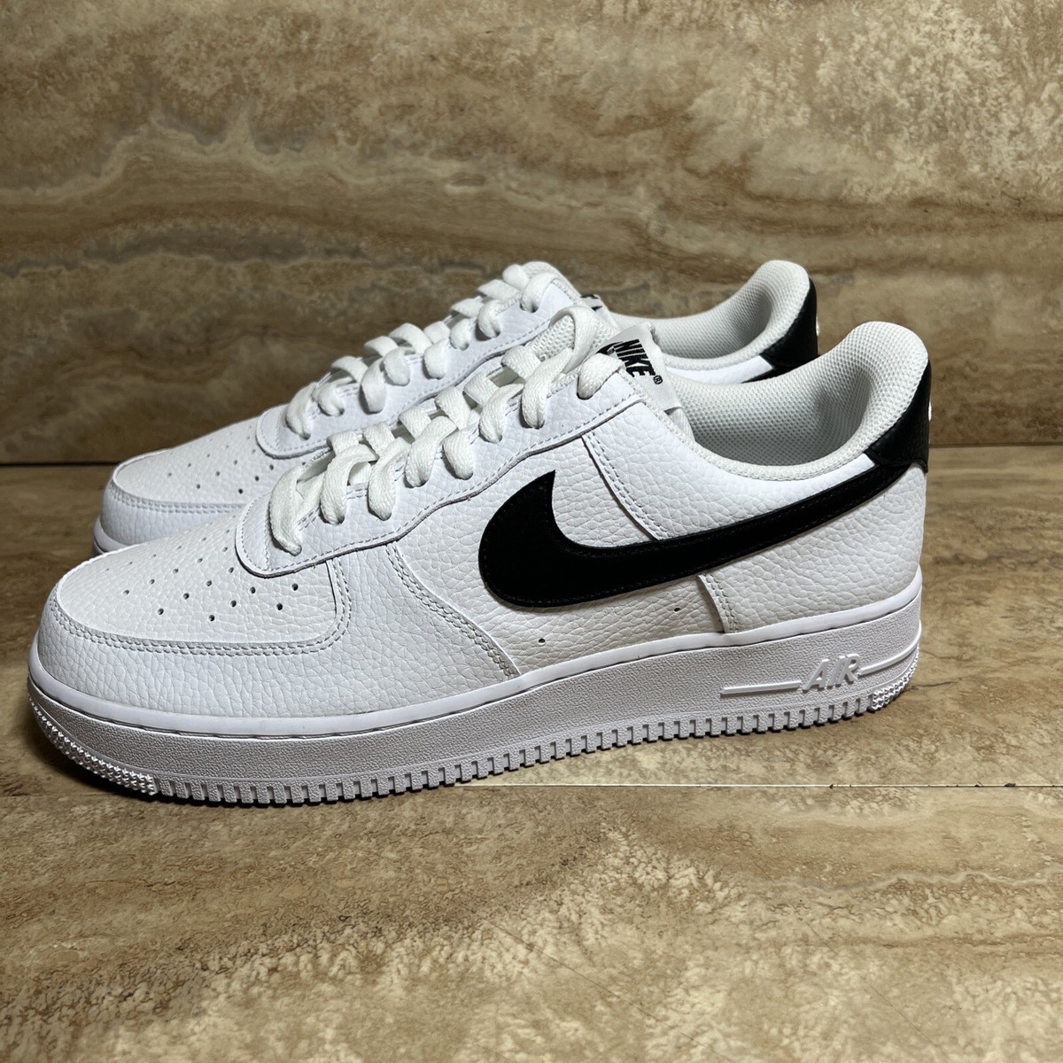 Nike Air Force 1 ホワイト/ブラック 23cm Nike Air Force 1 Low White Black Pebbled Leather Men's Size 8-14