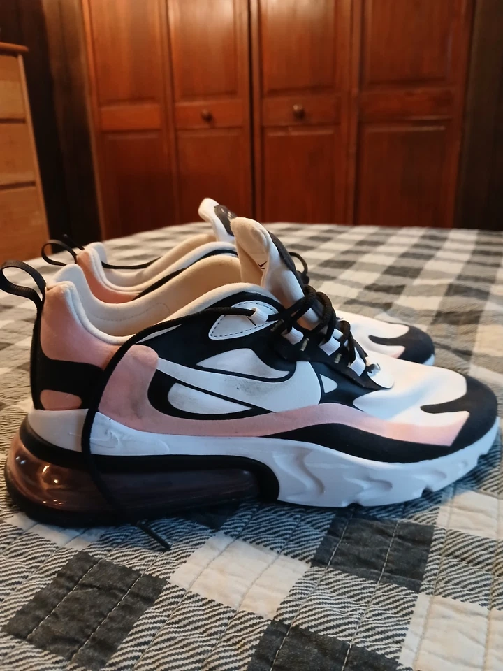 Nike Air Max 270 React para mujer talla 11 Foto 4 de 4