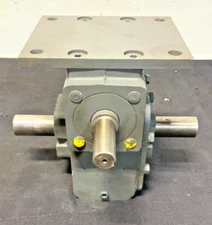 Winsmith 930WU 930XWUS2X00GFT Speed Reducer 50:1 Ratio 1.3HP 1654 Torque 26A