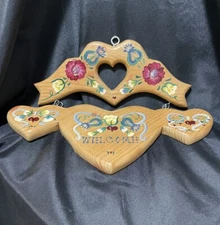 Hand Painted Welcome Sign Cottage Core Granny Chic Hearts Made In Mexico 1997