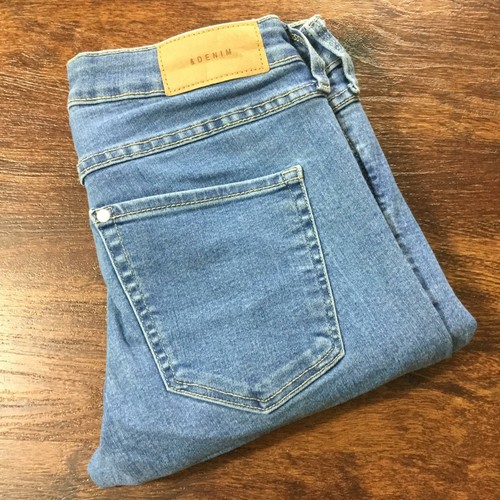 Low Waist Medium Wash Blue Denim Jeans 