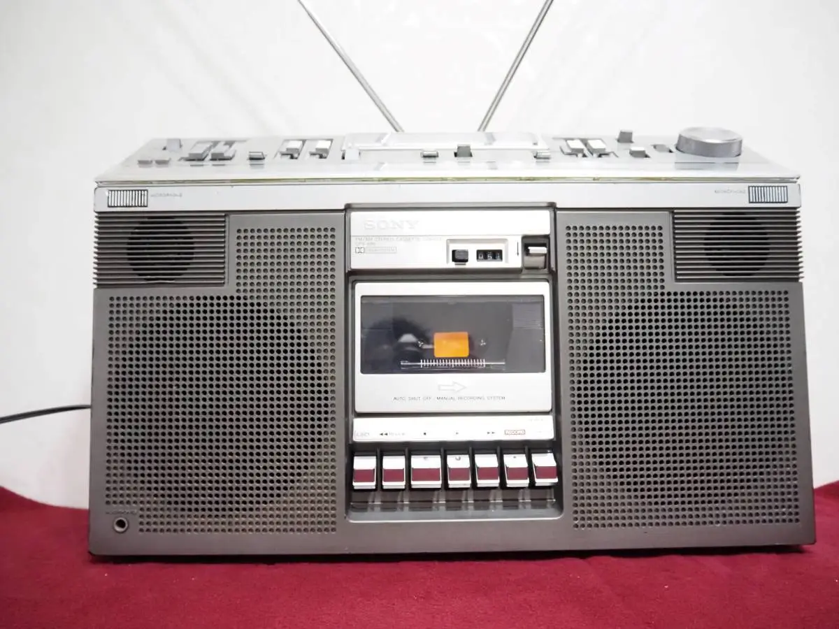 Vintage Sony CFS-686 Retro Boombox Large Stereo Boombox Working Product