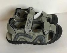JANDS BOYS BEIGE BLACK SUMMER SANDALS SIZE 10