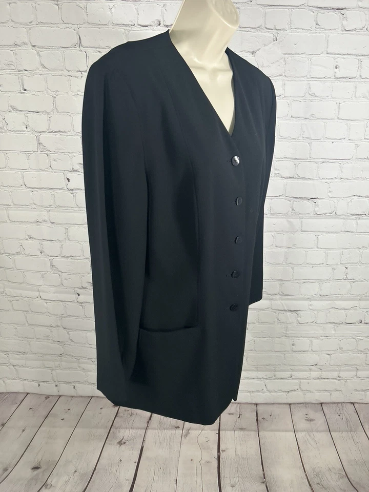 Pendleton Women's 5 Button Blazer Jacket Black 100% Polyester Suit Coat Size 12 - Image 2 of 4