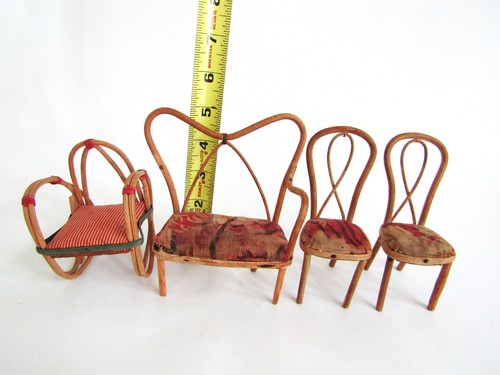 set mobili casa delle bambole vintage in rattan - Foto 8 di 9