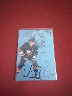 2025-26 Flair Anders Lee Blue Ice /25 #14/25 Forecheck Islanders SSP