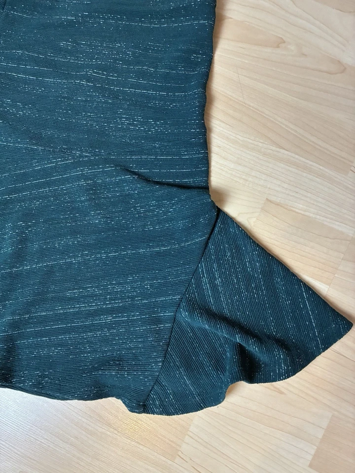 C&A Damen Winter-Jersey Rock Gr.XL-XXL Grün-Melange Wenig getragen top Zustand - Bild 2 von 4