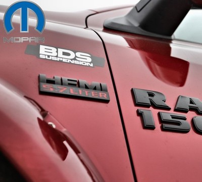 Emblem Hemi 5,7 Liter ''Black Edition Serie'' Dodge RAM 1500 2500 (OE Mopar)