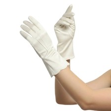 Size 7/M, Vintage 1950s White Nylon Slip-on Day Gloves by Kayser