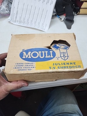 Vintage Moulinex  Mouli-Julienne 2 Discs Slicer Shredder w/Box 