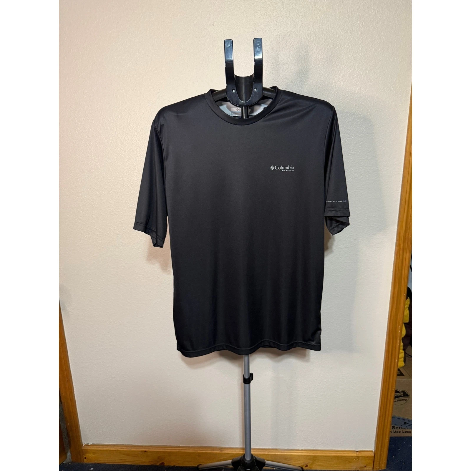 Columbia PFG Mens Black Short Sleeve Fishing Shirt Graphic Omni-Shade Medium