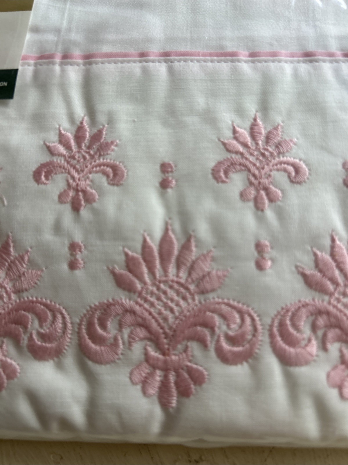 Vintage Wamsutta Lustercale Sheets – “Crowning Touch” Pattern – Pink Embroidery