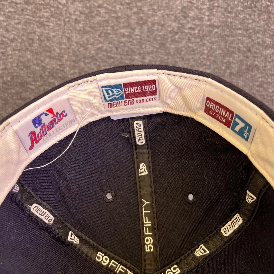 De colección Años 90 New York Yankees New Era 59FIFTY Gorra Ajustada MLB Béisbol Talla 7 1/4 Foto 4 de 4