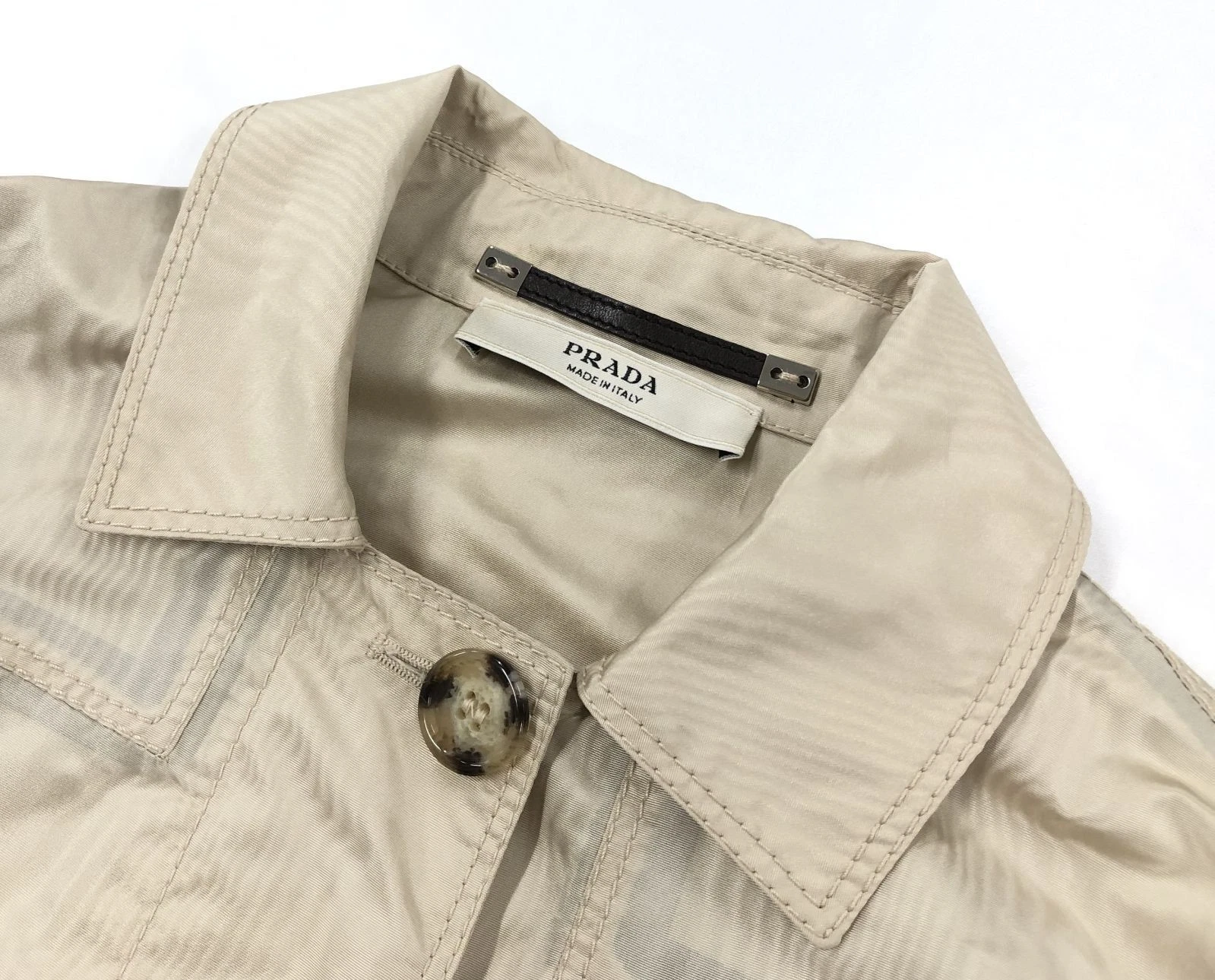 Giacca leggera PRADA donna beige seta nylon con cappuccio e cintura in vita