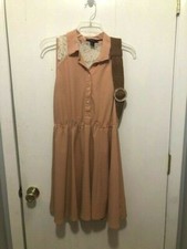  FOREVER 21 Size Medium Sleeveless Fit & Flare Dress Lace Detailing Diamond Belt