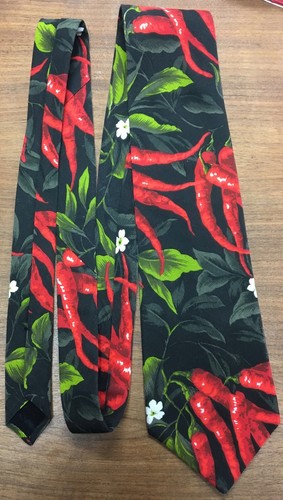 Fresh Impressions Organically Sewn 100% cotton outer chili pepper men's neck tie - Picture 11 of 12