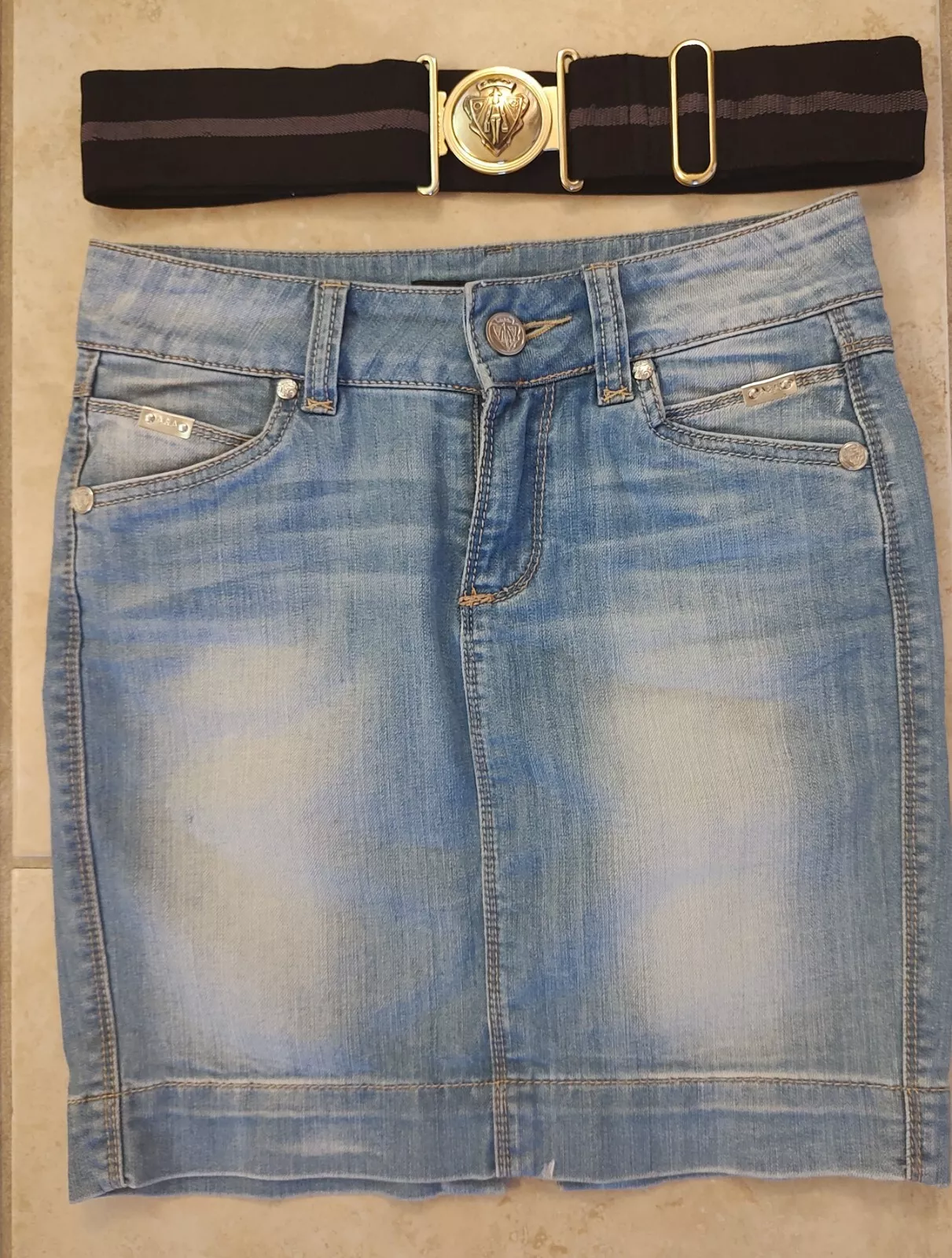 Jupe de designer italien Demin Jeans + boucle élastique hystérie Gucci