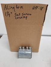 Arlington 813  1-1/4" Set Screw Coupling Concrete Tight Box of 18