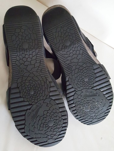 Dansko Sandal Sz 10 42 Susie Slide Open Toe Strap Black Wedge Platform - Picture 5 of 6