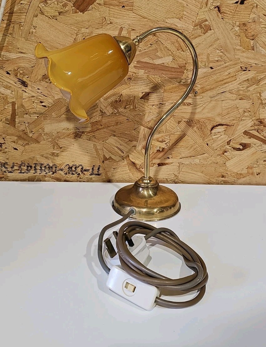 Vintage Art Nouveau-Style Brass Table Lamp Tulip Yellow Glass Shade — image 3