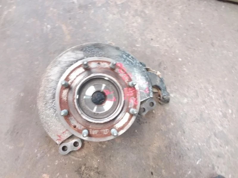 GMC SIERRA250 2023 conductor lado izquierdo husillo nudillo OEM Foto 3 de 4