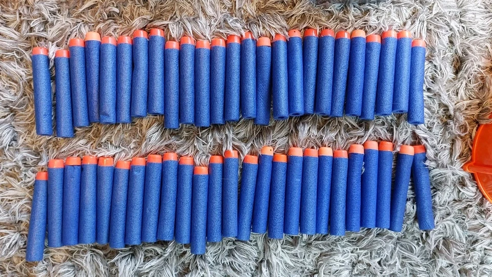 Nerf Hyperfire Elite 50 Pfeile 25er Magazin mit Batterien - Bild 4 von 4