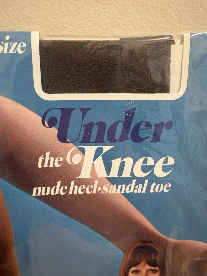 Sandália Woolworth Petite Belle Under The Knee salto nude biqueira 8 1/2-11 MARROM 56/87 - Imagem 3 de 4