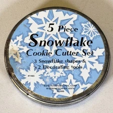 Vintage 5 Pc Snowflake Cookie Cutter Set – R&M International #1985 – 2000 – Tin