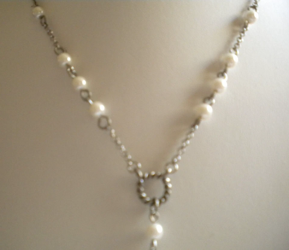 BETSEY JOHNSON BEAUTIFUL CRYSTAL AND RHINESTONE INLAY BLUE ANCHOR LONG NECKLACE - Image 3 of 4