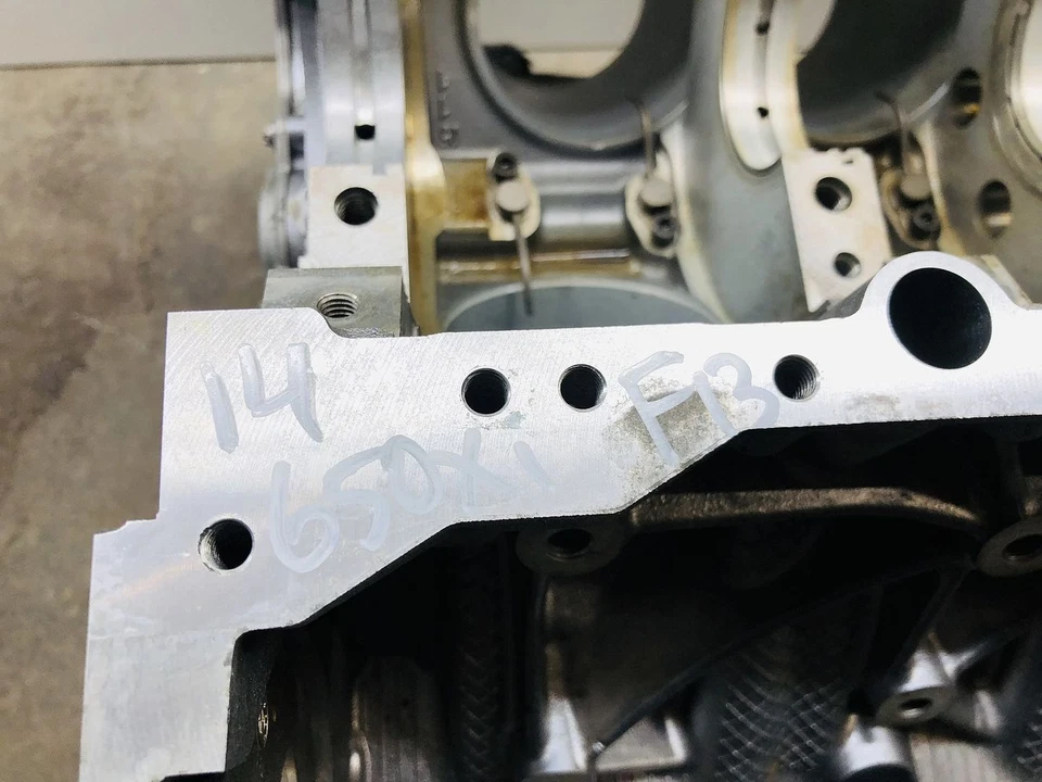 13-18 BMW 650I XDRIVE 4.4L V8 GASOLINE ENGINE MOTOR CYLINDER BLOCK 43K MILES OEM Foto 3 de 4