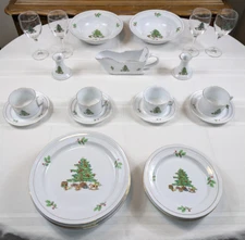 Tienshan Christmas China Holiday Hostess Trees Wine Glasses Excellent Condition