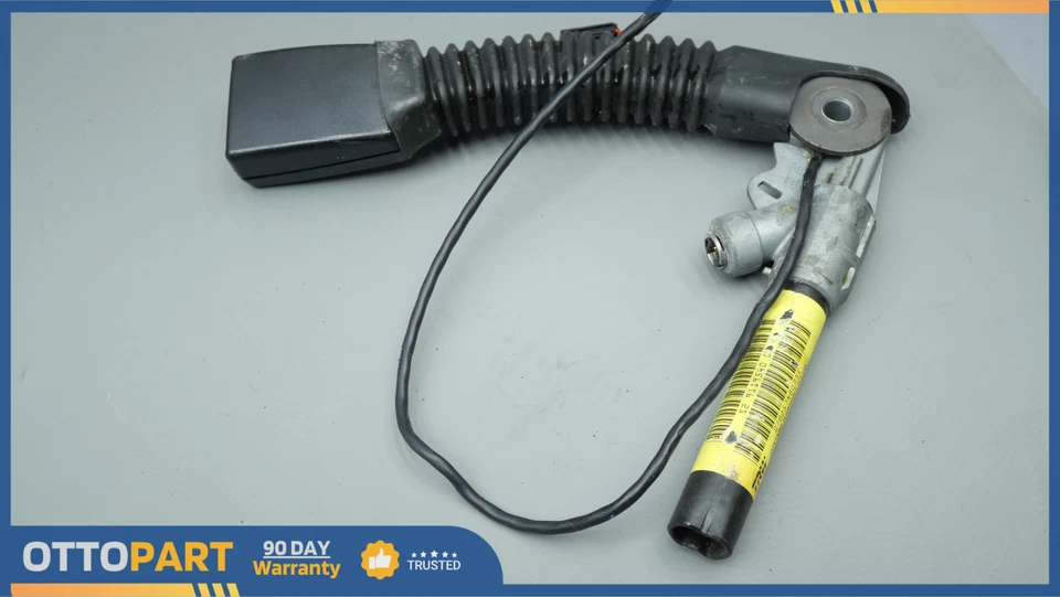 BMW Z4 2003-2008 delantero derecho pasajero lado inferior hebilla de cinturón de seguridad OEM 7078042 Foto 3 de 4