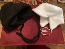 2 Childrens Winter Hats sz 2  one sz Black , White
