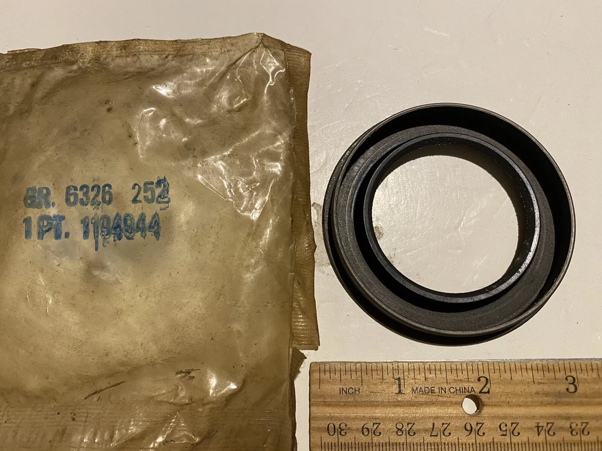 NOS GM 1957-1960 BUICK Front Wheel Inner Bearing Seal (1) #1194944 