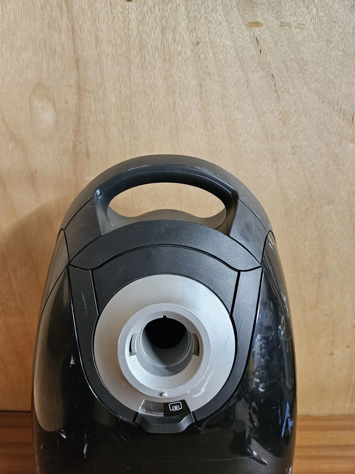 Miele Compact C2 PowerLine Bagged Canister Black 890w Vacuum Cleaner - Image 2 of 4