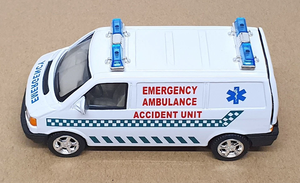 Cararama Escala 1/43 CARA29 - Ambulancia de Emergencia Volkswagen T4 - Blanca Foto 4 de 4