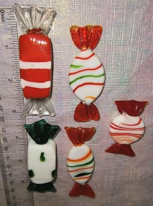 5 Vintage Murano Style Art Glass Wrapped Candy Pieces Lot of 5 Perfect LOVELY!