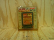 NUOVO Parmak Caricabatteria da Recinzione Elettrico Plug-In HS-100 Cassaforte per Cavalli