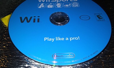 NINTENDO WII SPORTS GAME CD 2007 PLAY LIKE SPORTS RVL-006 RATED-E