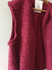 Ärmellose Weste mit Taschen 20% Wolle