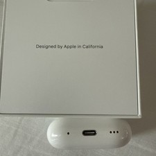 AirPods Pro 2nd Generation MagSafe Charging Case USB-C
