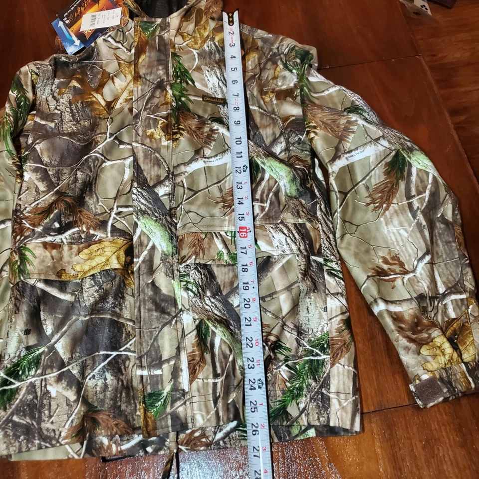 Realtree Camouflage Hooded Youth Jacket XL - Image 2 of 4