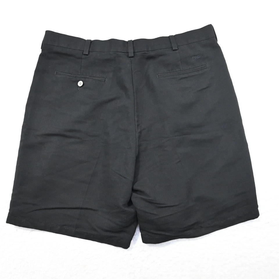 Pantalones Cortos de Golf PING Negros Rendimiento Rayón Plisados Para Hombre Talla 38 x 9" Foto 3 de 4
