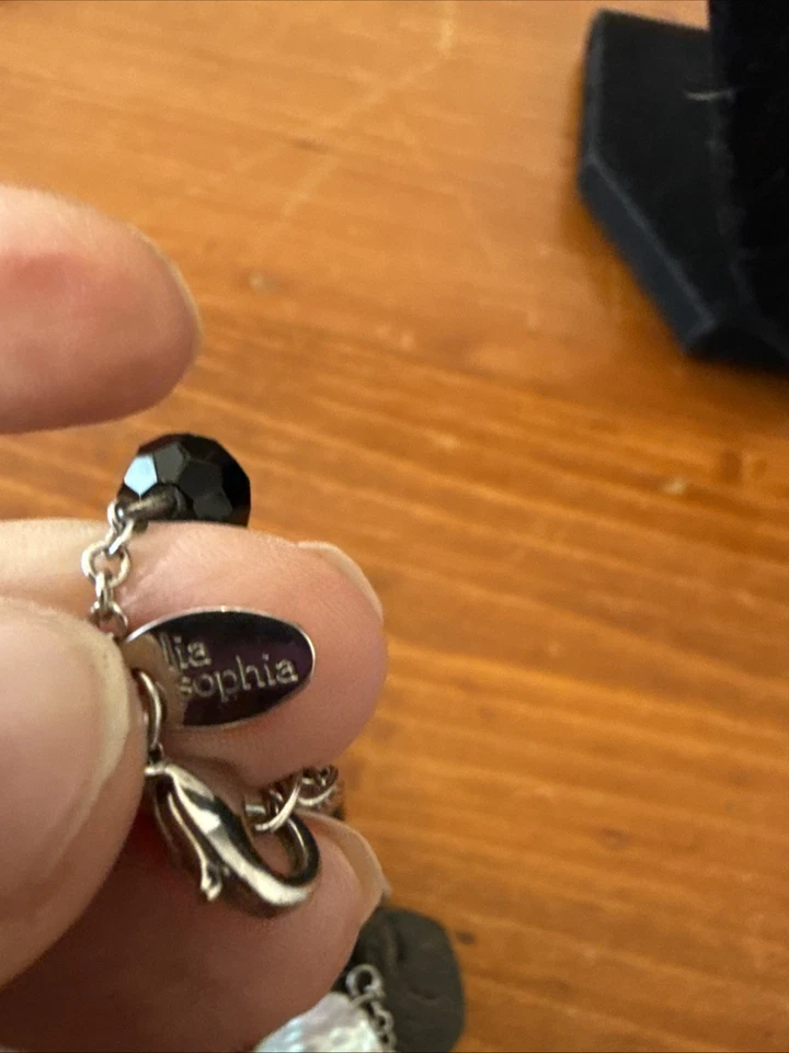 Collar Lia Sophia blanco y negro Foto 3 de 3