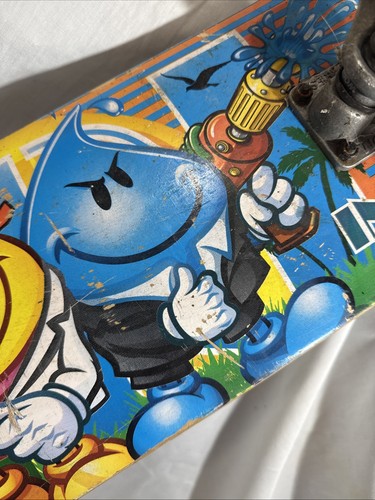 31” Vintage World Industries Wet Willy Flame Boy Skateboard Secret Agents - Picture 4 of 14