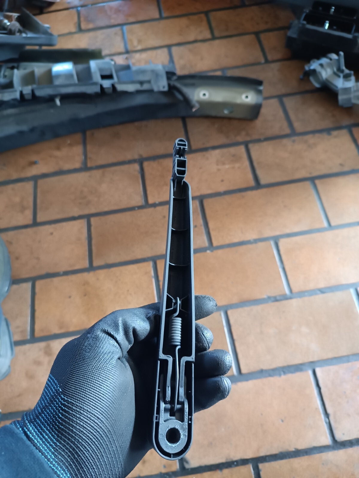 Original Vauxhall Astra H GTC Rear Wiper Arm Rear 13109107 eBay