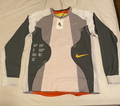 nike ispa long sleeve