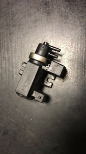 BMW 1 3 5 7 MAGNET AGR VENTIL DRUCKWANDLER 2247906